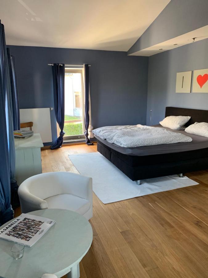 Design Appartment With Big Terrace Halsenbach Exterior foto